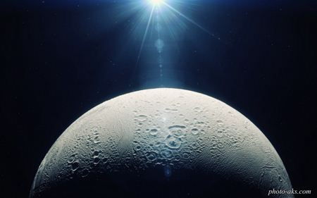 moon_in_space[1].jpg